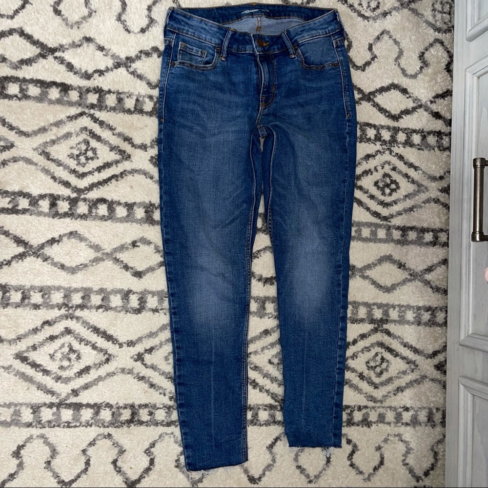 Old navy rockstar jeans
